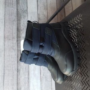NWT snow/winter boots